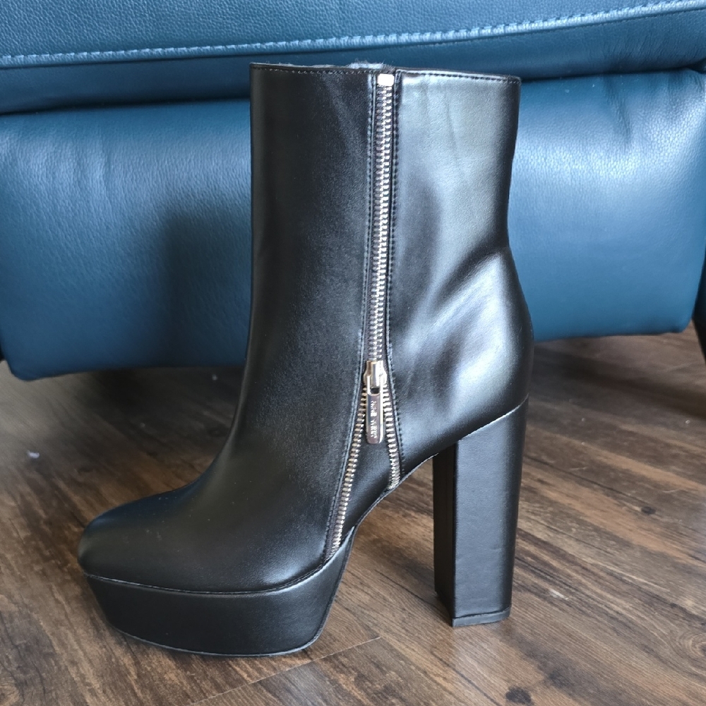 Nine West Black Platform Block Heel Ankle Booties with Side Zipper